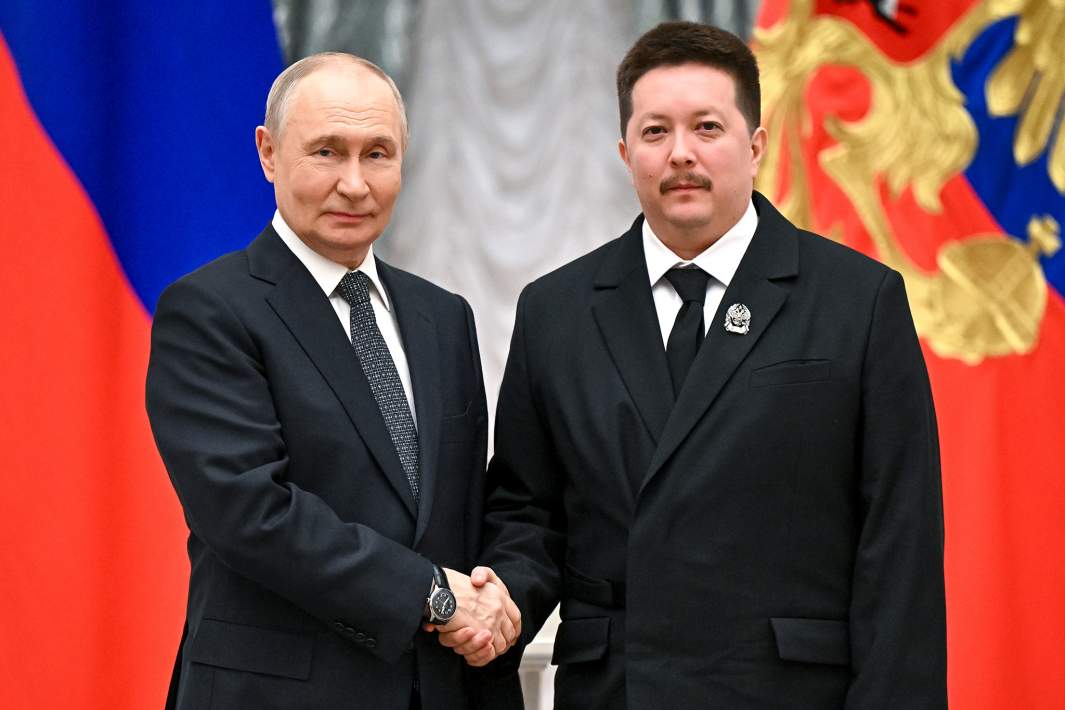 Владимир Путин и Мурат Абулкатинов