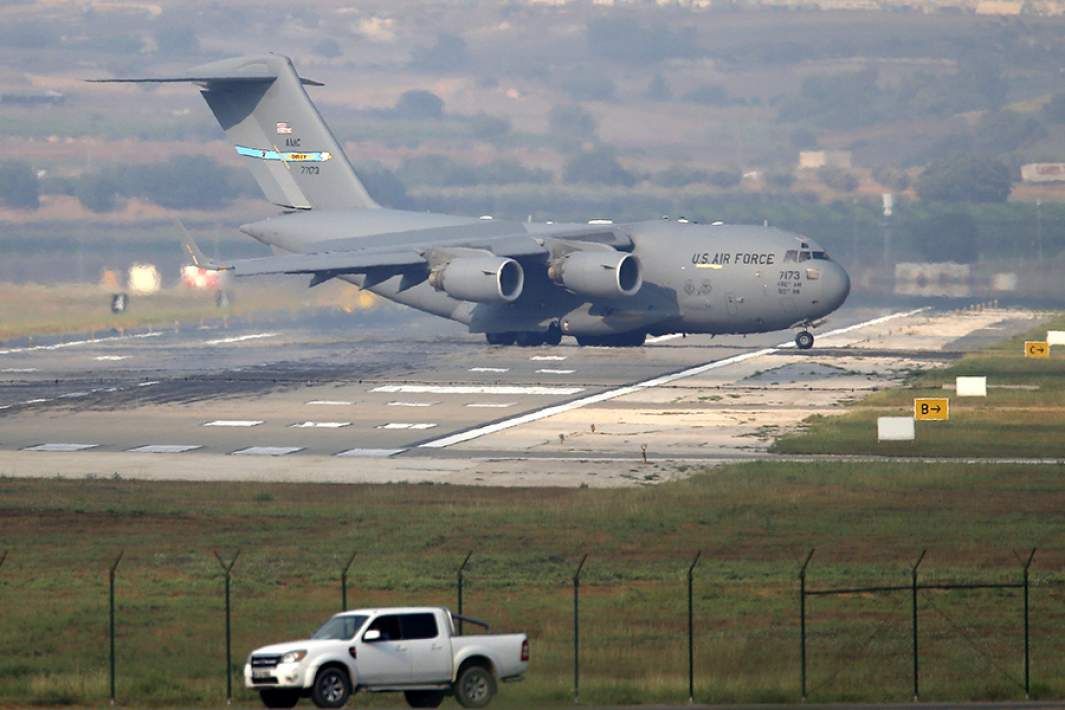 Авиабаза Инджирлик в Турции