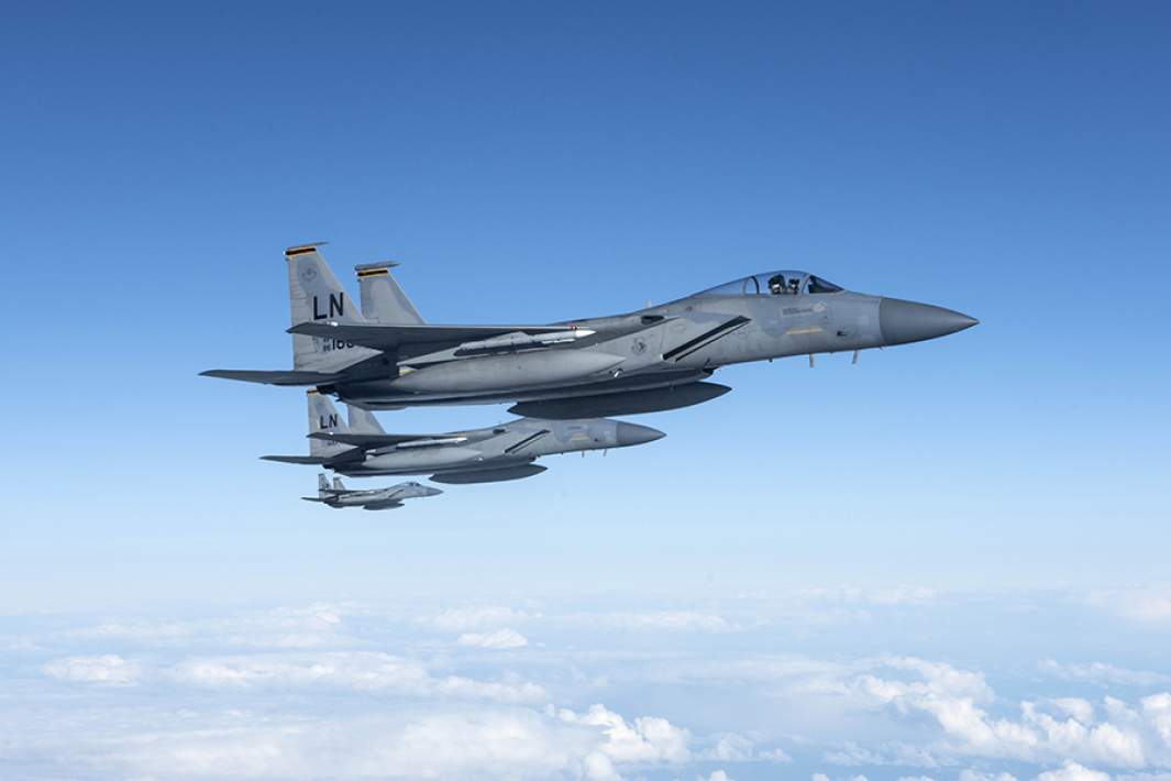 истребитель