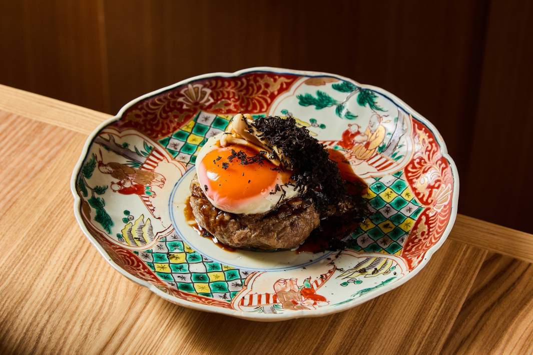 Хамбагу с шимеджи и трюфелем