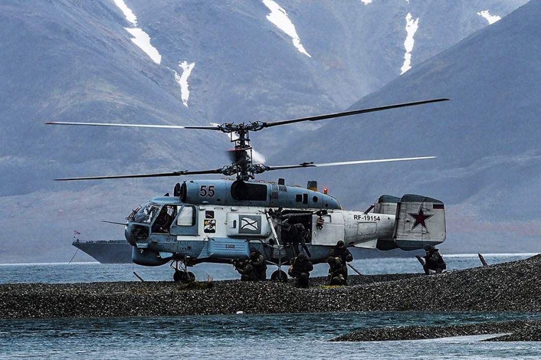Вертолет Ка-27