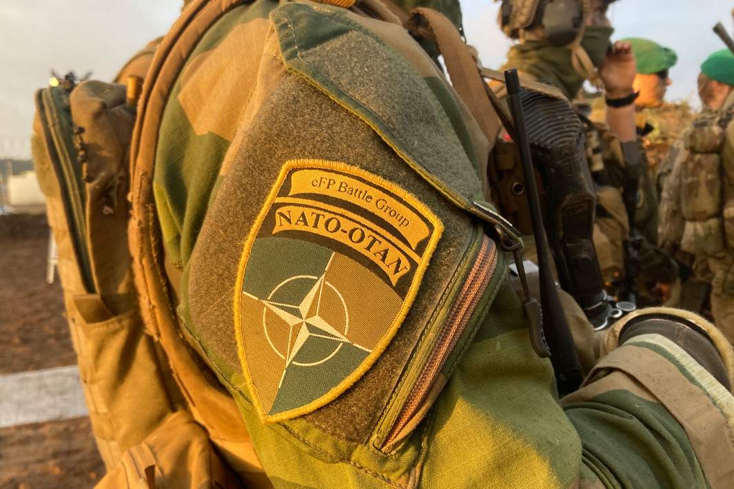 Солдаты НАТО