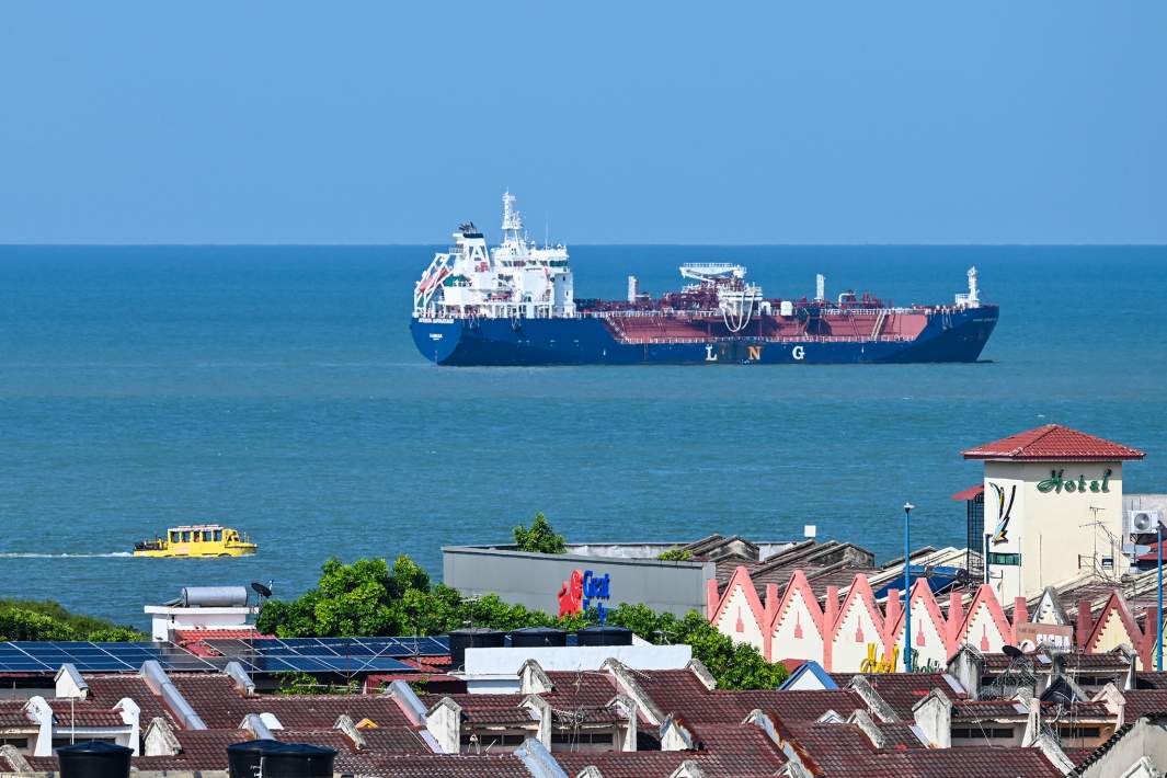 Малакский пролив