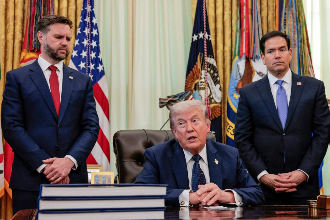 Вице-президент США Джей Ди Вэнс, президент США Дональд Трамп и госсекретарь США Марко Рубио, Белый дом, Вашингтон, США