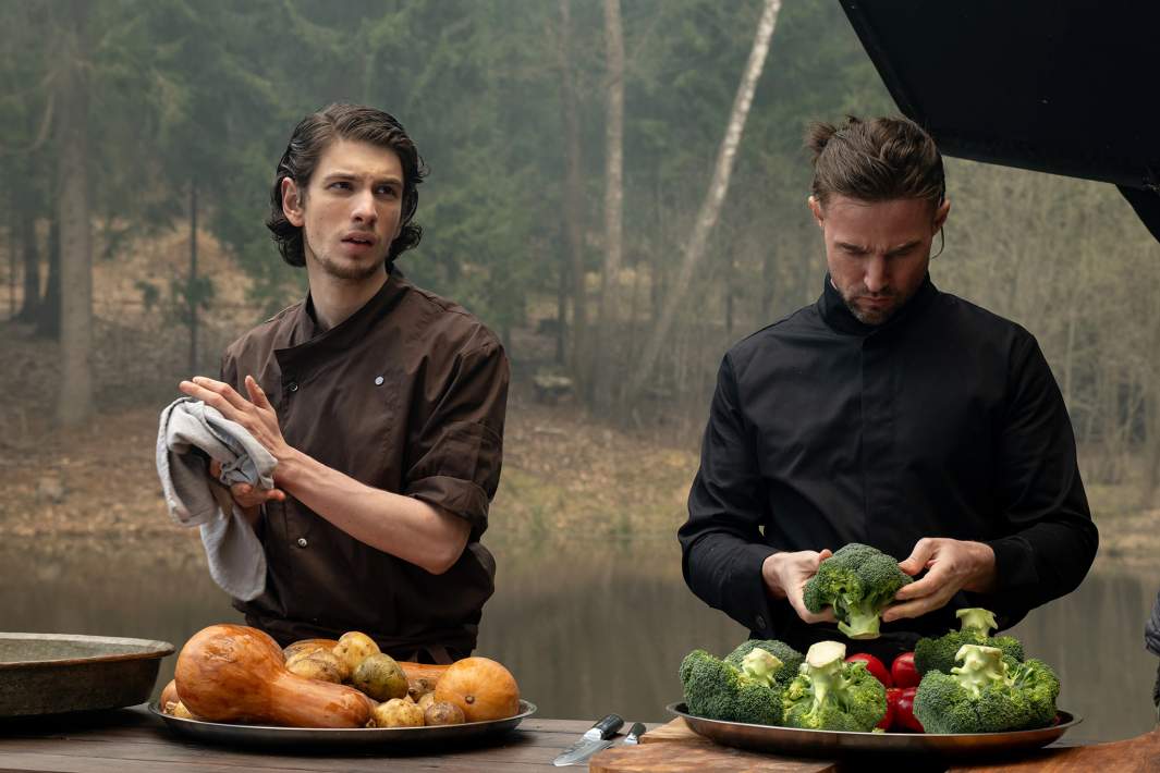 Кадр из сериала «Жар»