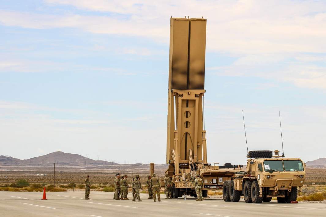 Установка Long-Range Hypersonic Weapon