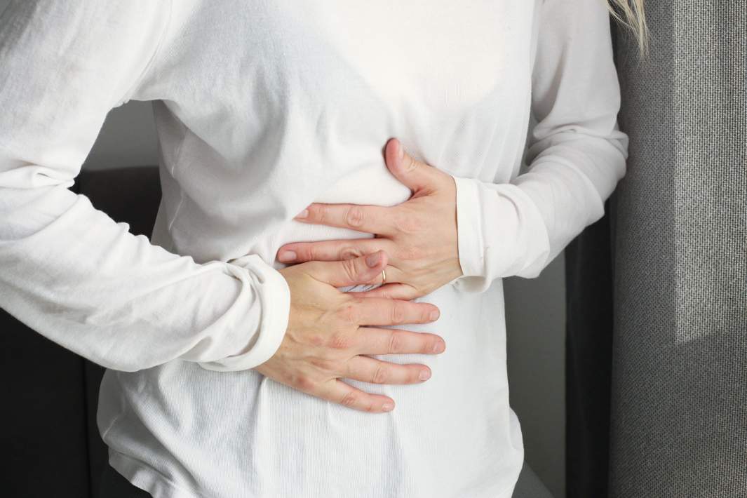 Боль в животе