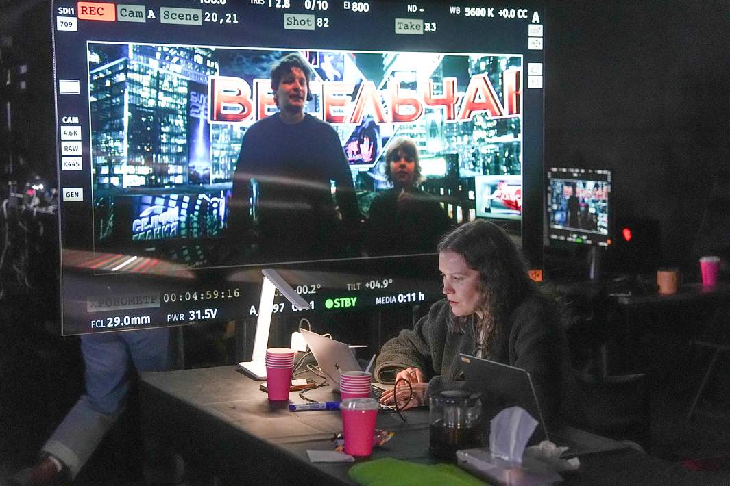 Съемочная площадка фильма «Сто лет тому вперед»