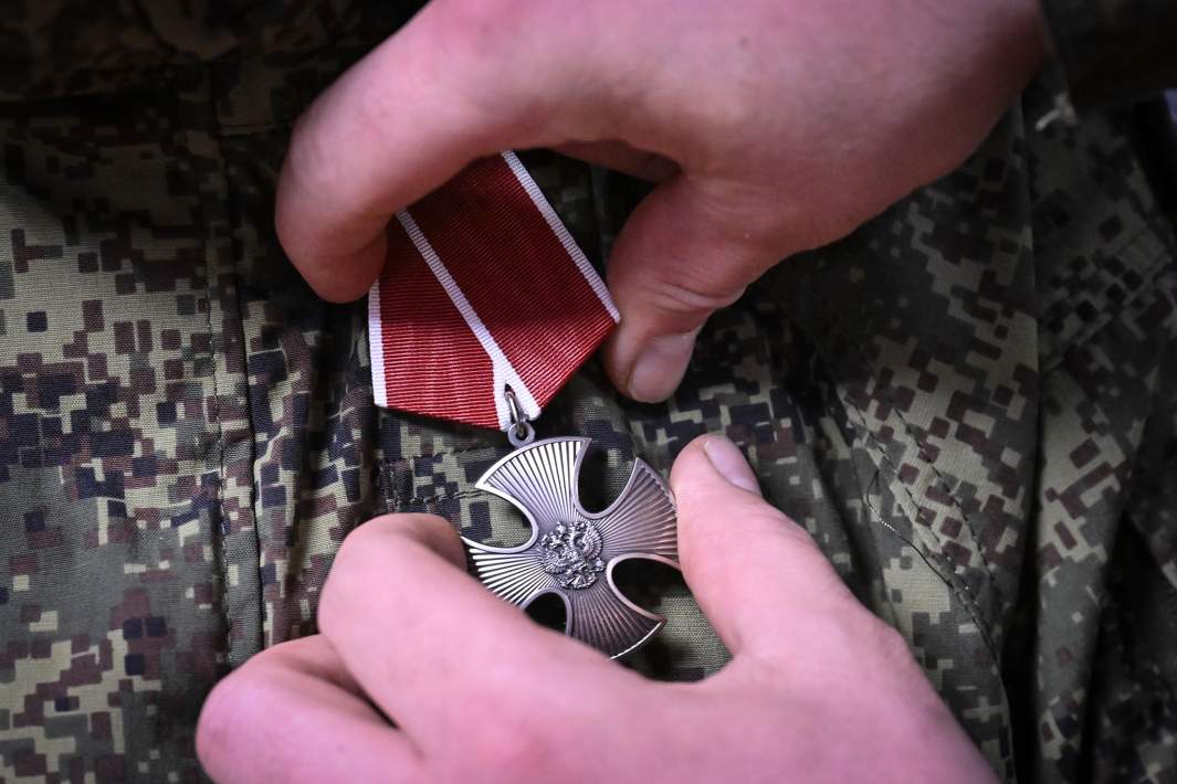 Награждение орденом Мужества