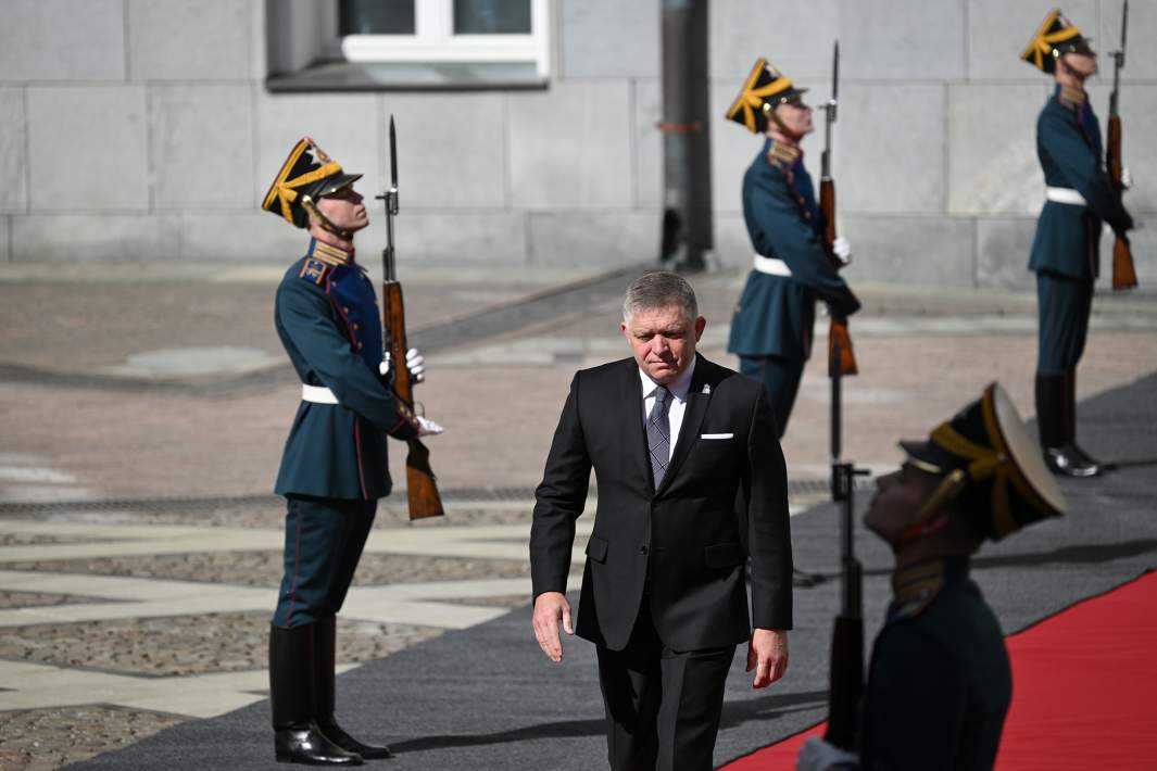 Премьер-министр Словакии Роберт Фицо в Кремле перед военным парадом, посвященном 80-летию Победы. 9 мая 2025 года
