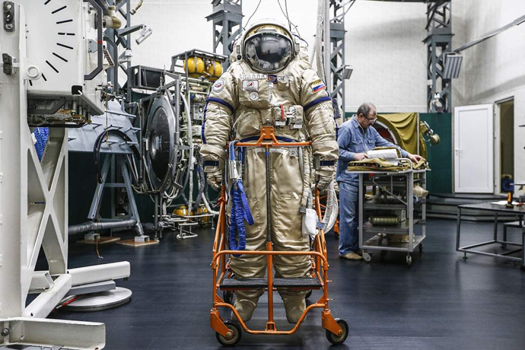 Тренажерный скафандр "Орлан-МК-Т"