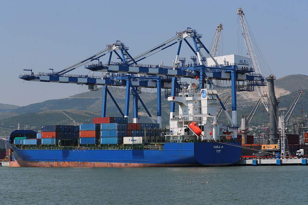 Торговое судно