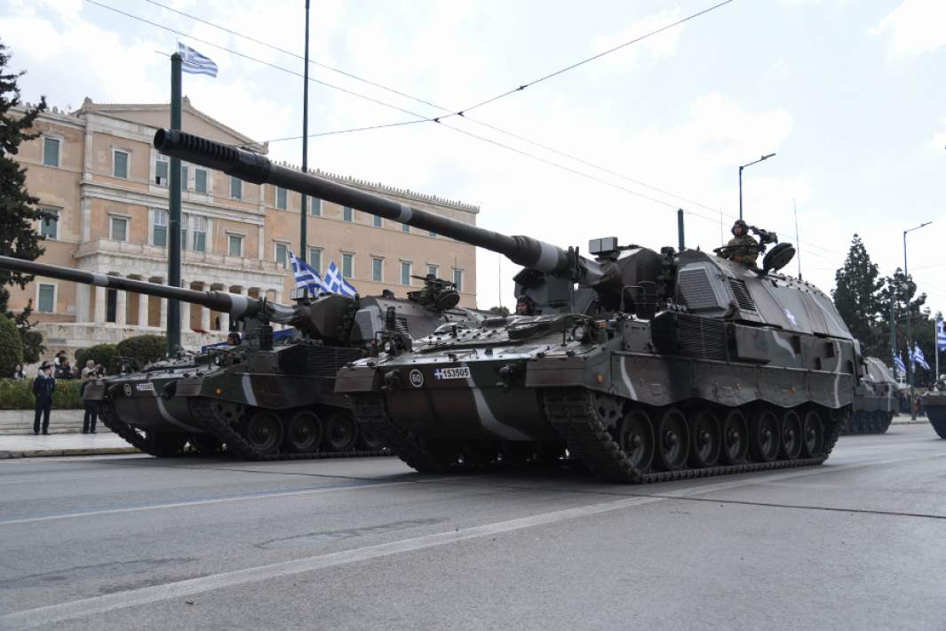Военный парад в честь Дня независимости Греции в Афинах. 25 марта 2026 года