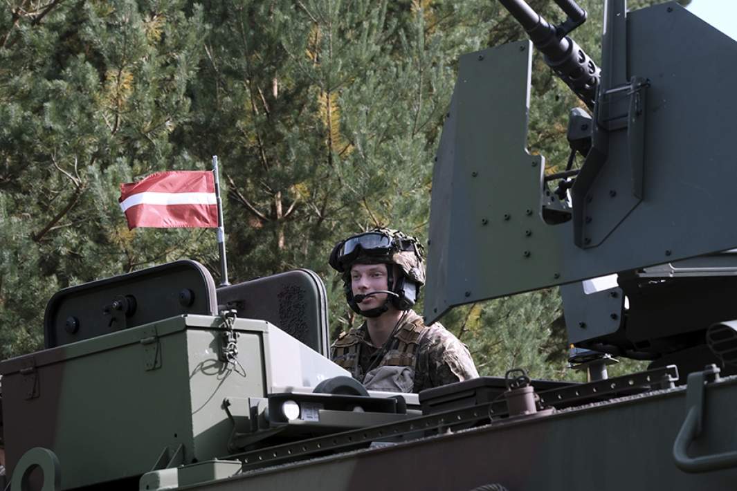 военные учения латвии