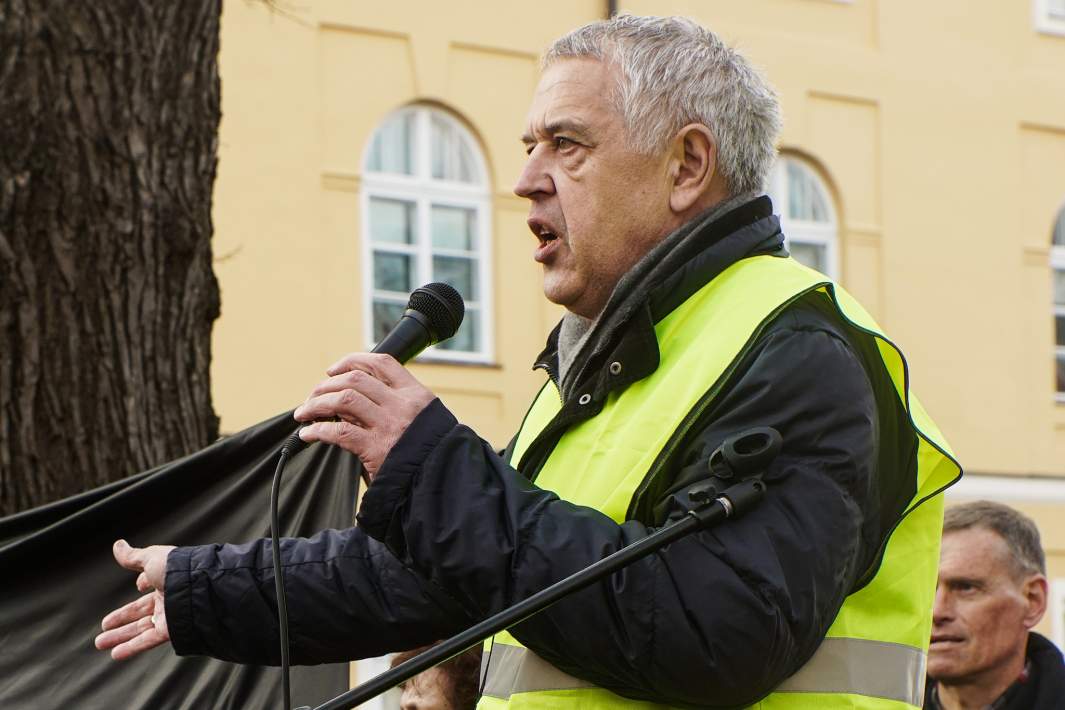 Александр Гапоненко