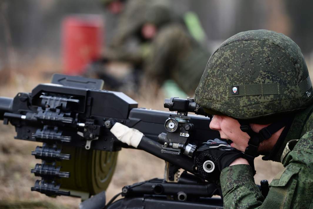 военные