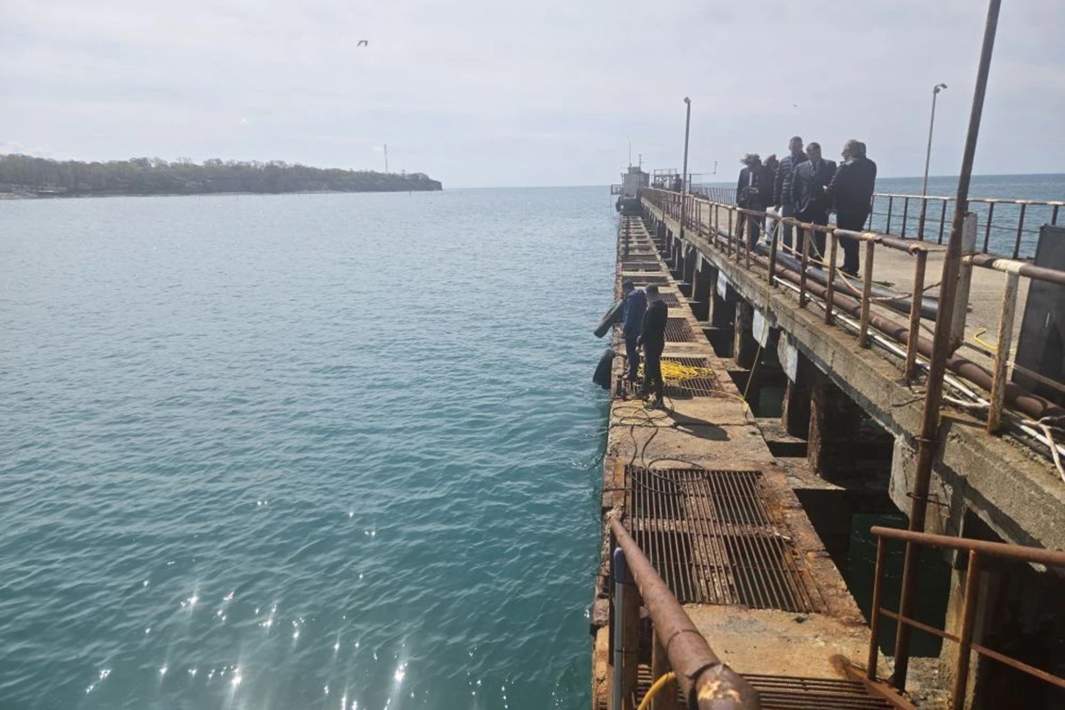 водолазы
