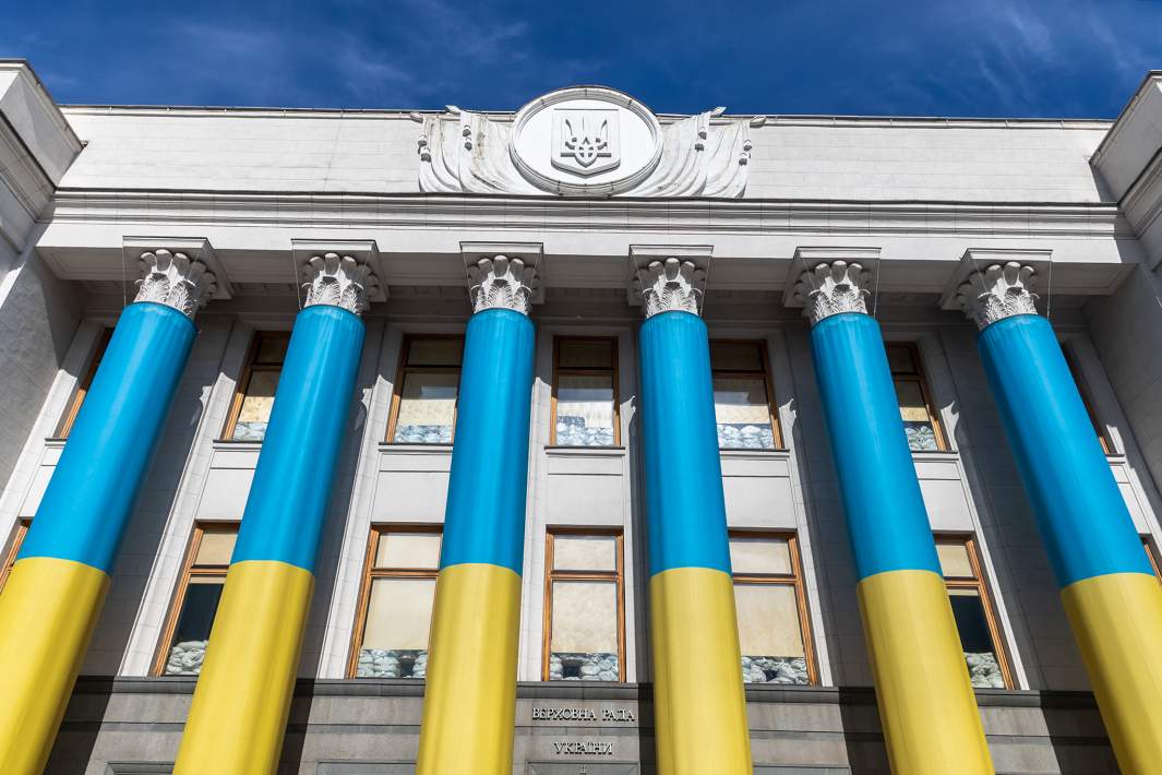украина