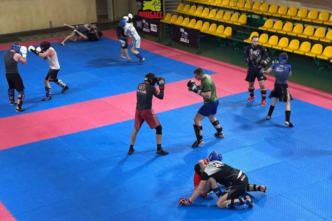 спорт