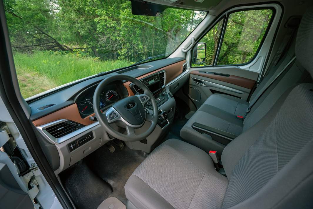 авто