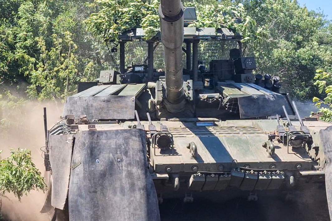 Танк в зоне СВО