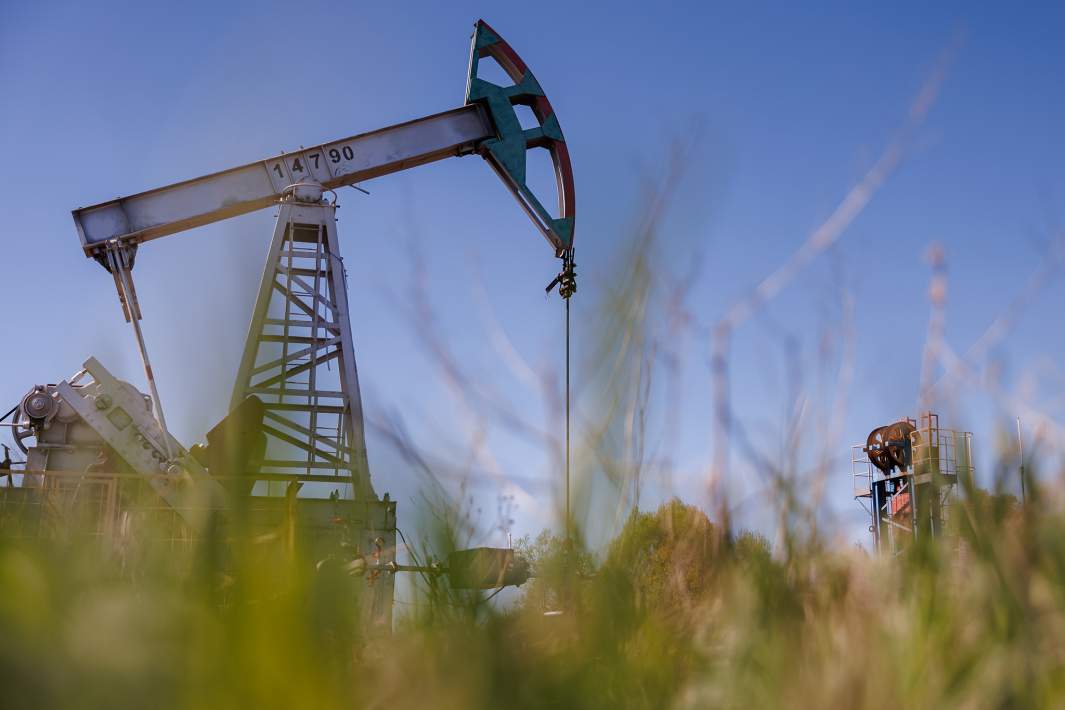 нефтедобыча