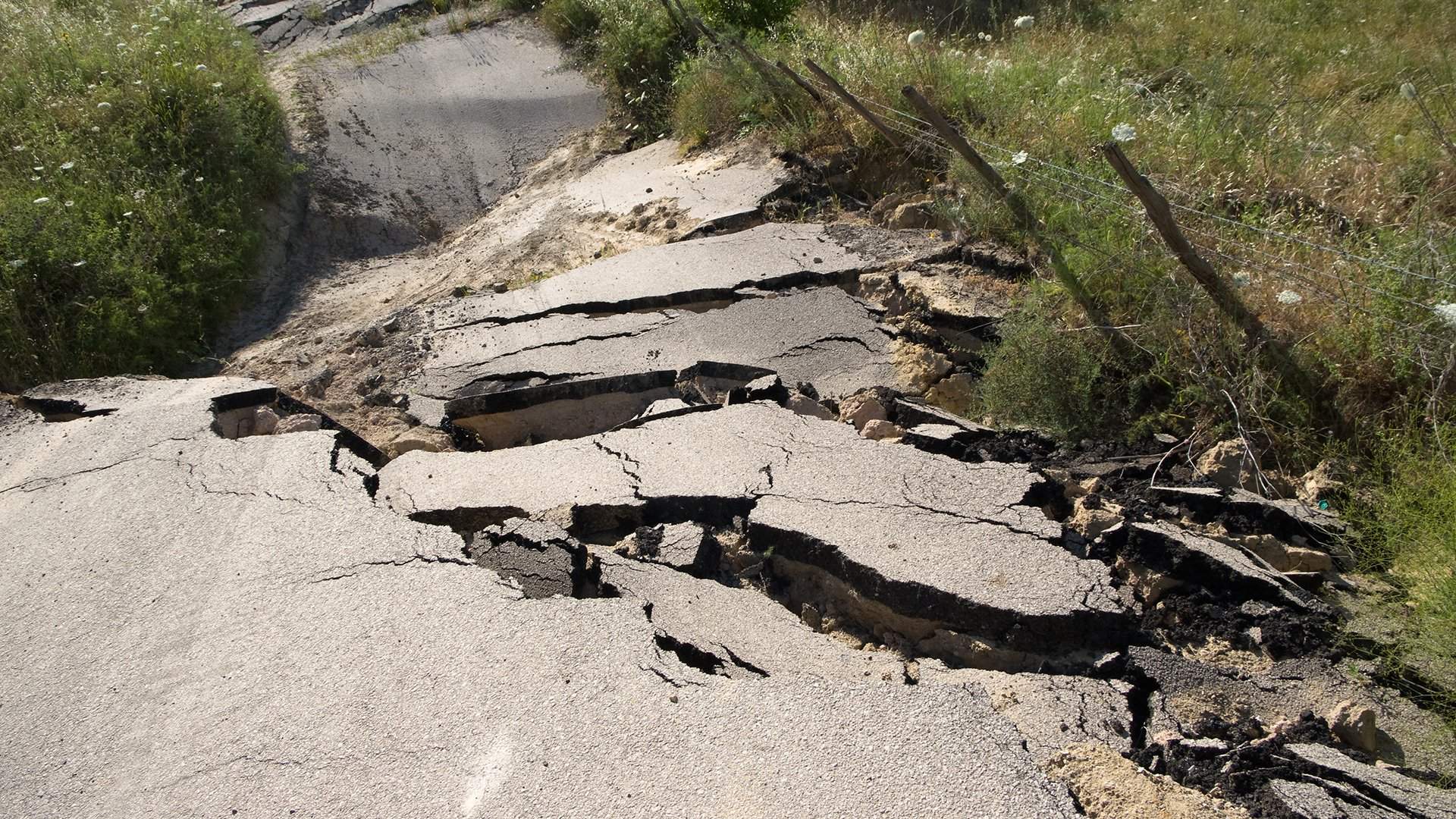 С ночи ходуном: Урал разбудило землетрясение | Статьи | Известия