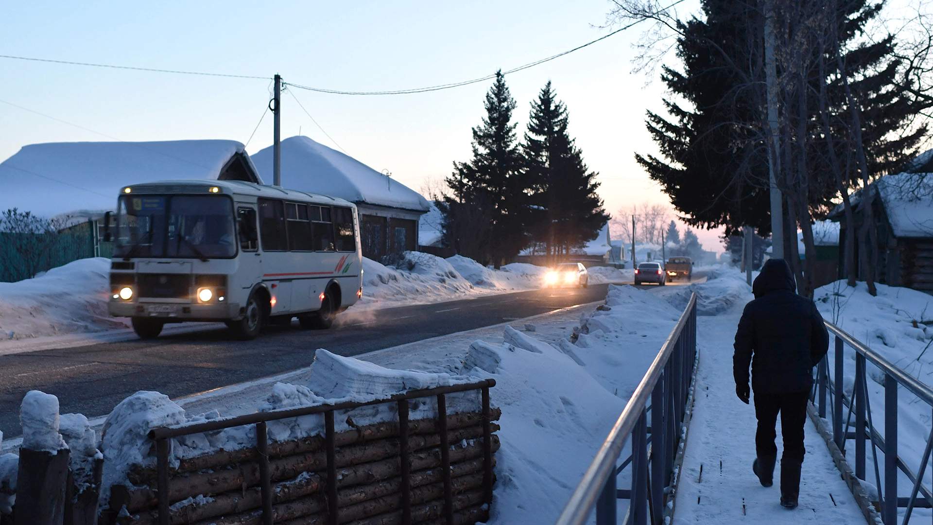 Легли бы спать — замерзли бы»: второму по величине городу Омской области  отключили газ | Статьи | Известия