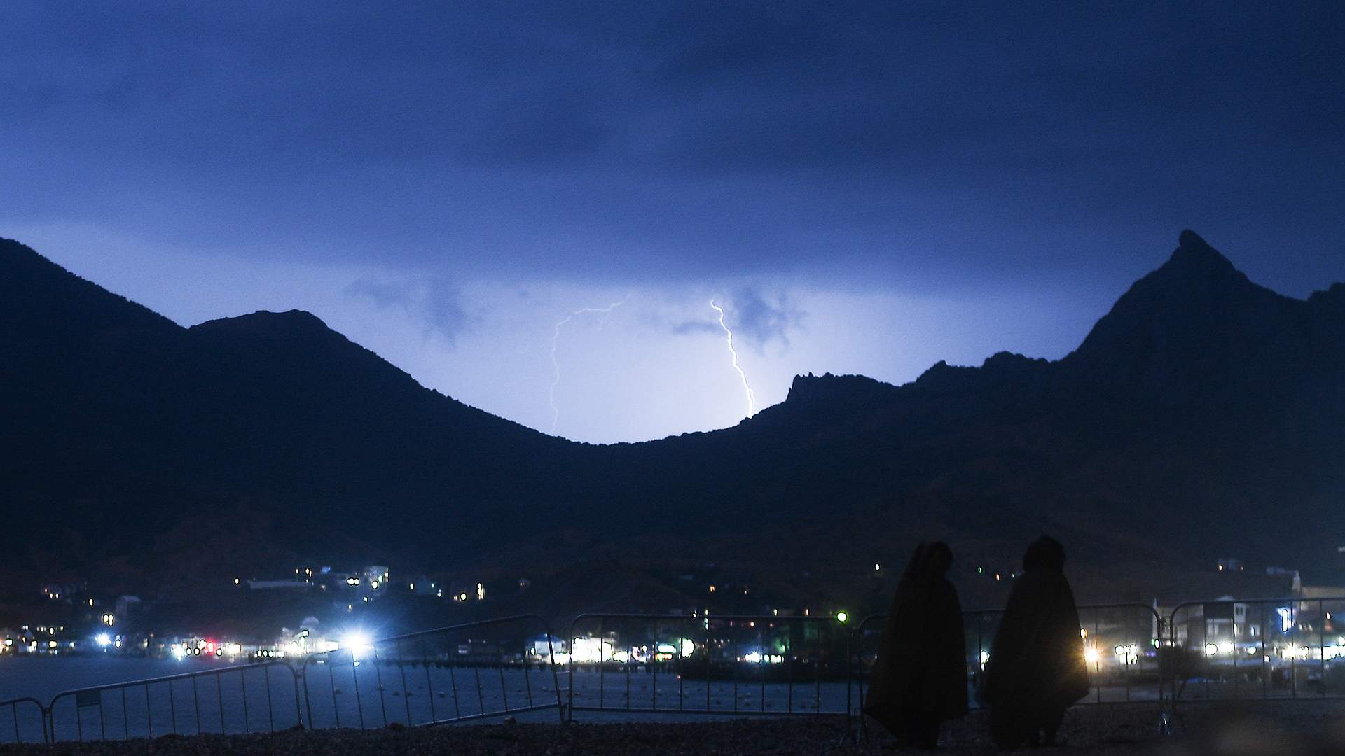 Ни в коем случае: что нельзя делать во время грозы ⚡️