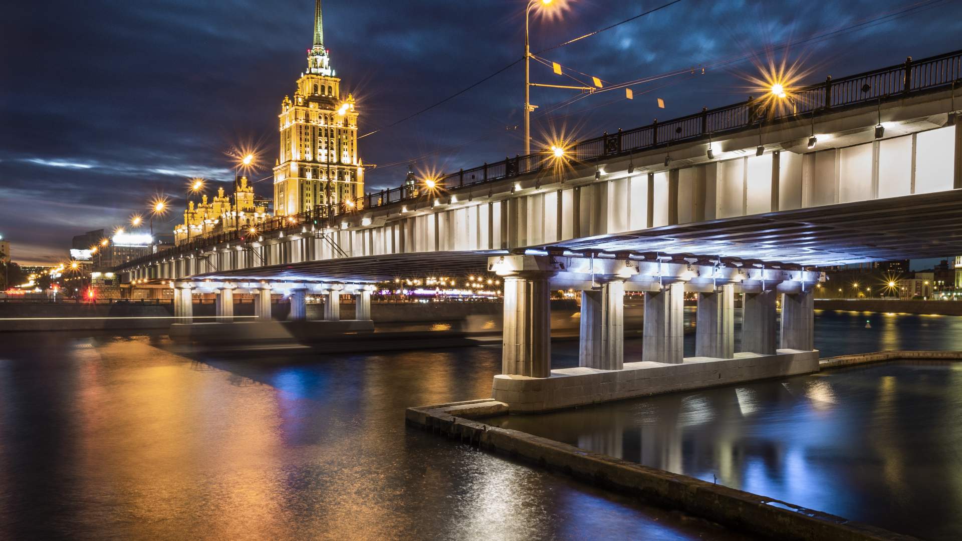 Новоарбатский мост