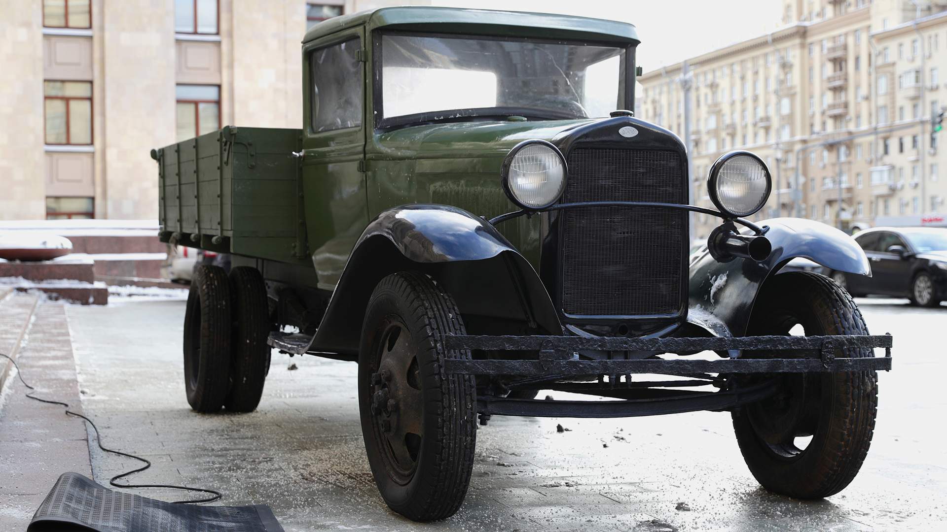 Полуторка город. Советский грузовик ГАЗ-АА полуторка. ГАЗ АА 1932. Легендарная "полуторка" ГАЗ - АА - машина Победы.. ГАЗ-АА "полуторка" вторая мировая.