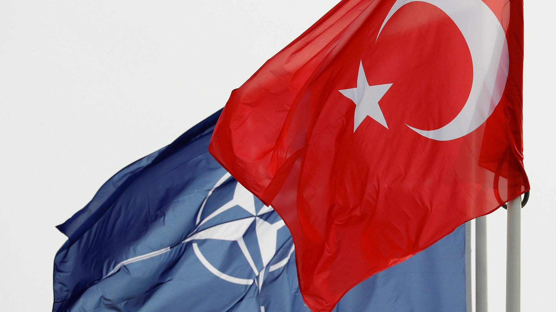 Условно и срочно: Анкара начинает торг со Скандинавией Статьи Известия