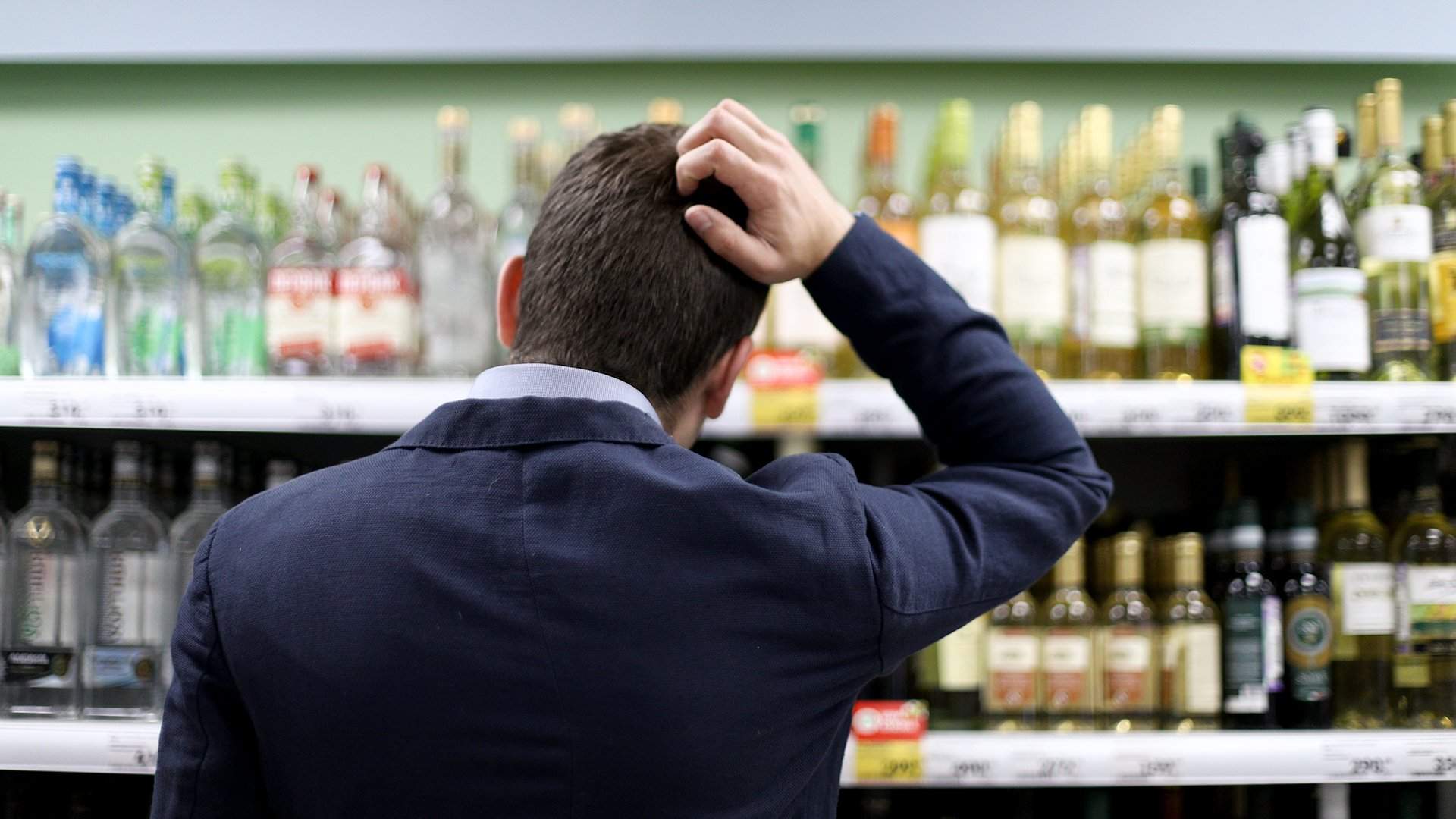 В России могут запретить продавать безалкогольное пиво несовершеннолетним