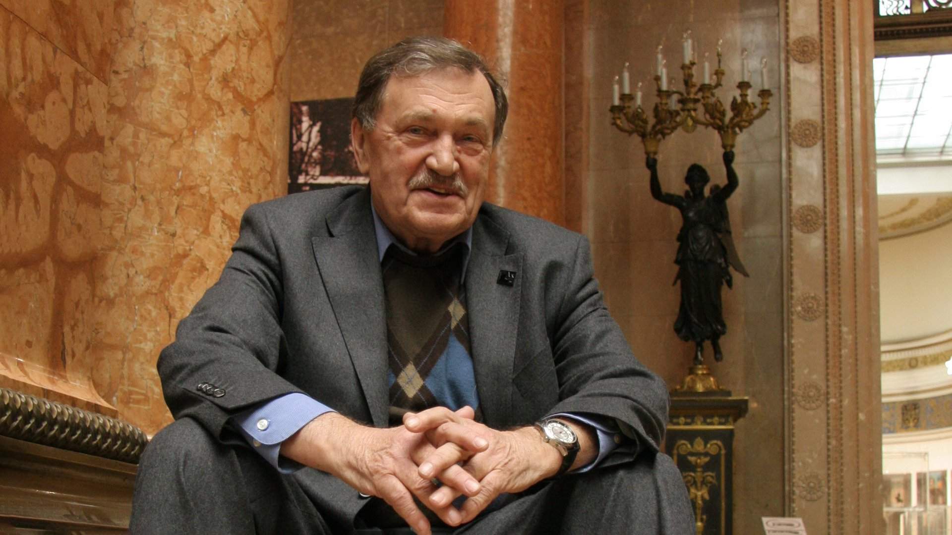 Аксенов биография. Василий Аксенов. Василий Павлович Аксенов (1932—2009). Василия Павловича аксёнова. Василий Аксенов врач.