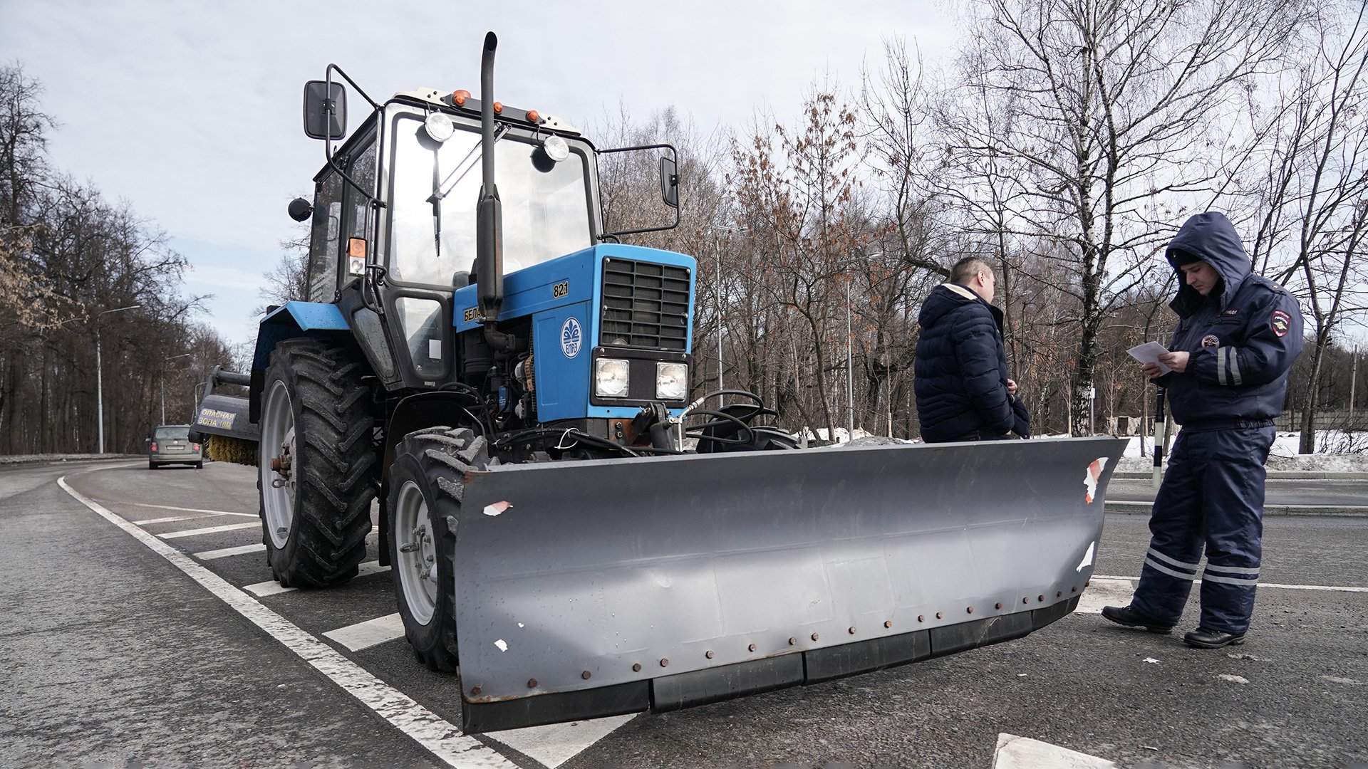 За какие нарушения ГИБДД останавливает тракторы