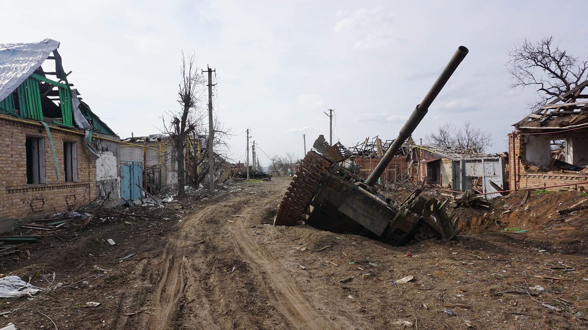 Закрытая траектория: ВФУ не смогли подтянуть резервы в Артемовск | Статьи |  Известия