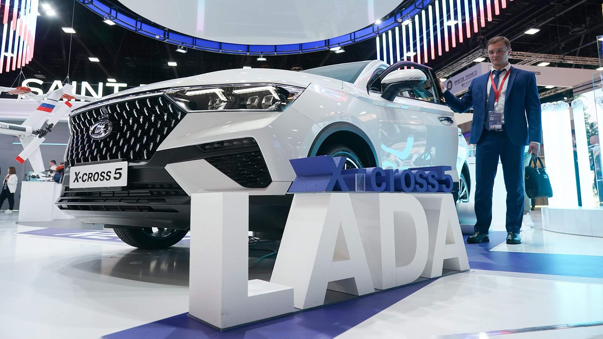 Что из себя представляет новый кроссовер Lada