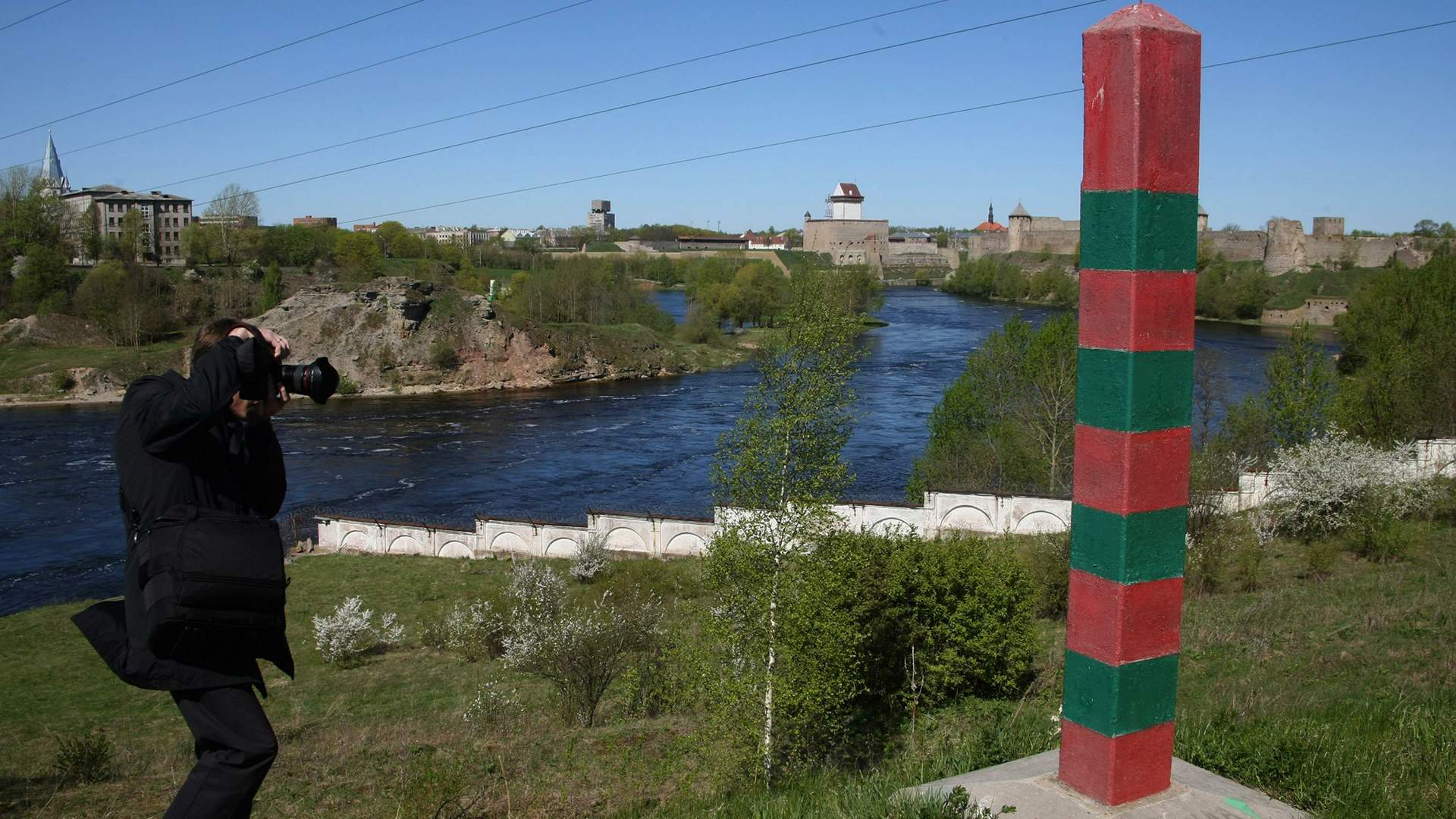 Эстония хочет отгородиться от России «электронной стеной»