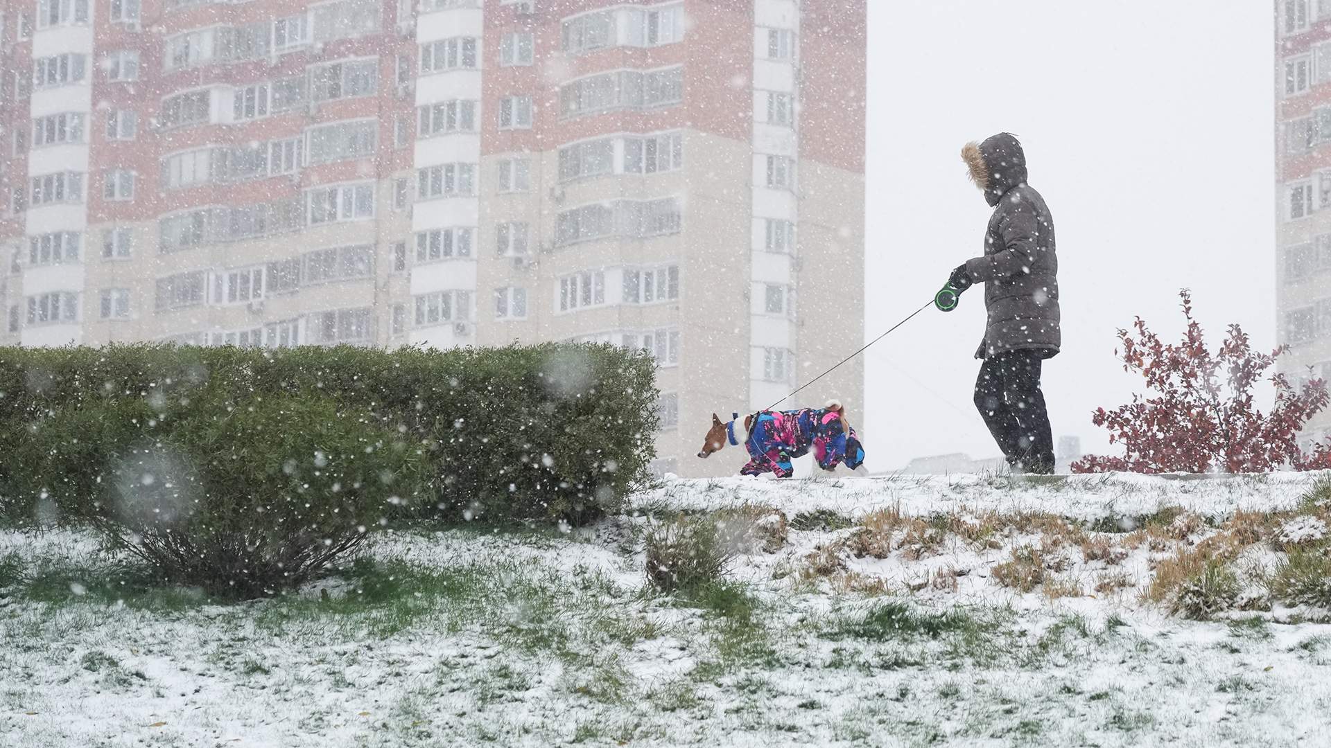 МРАЧНО И НЕКОМФОРТНО