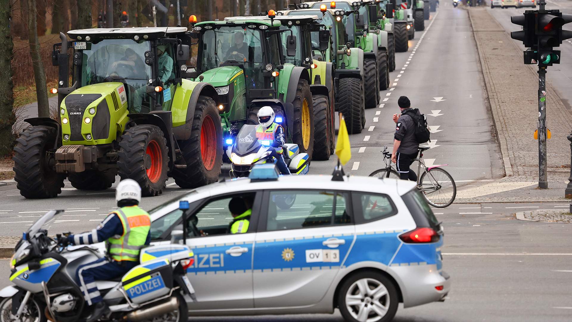 Почему фермеры вышли на протесты по всей Европе