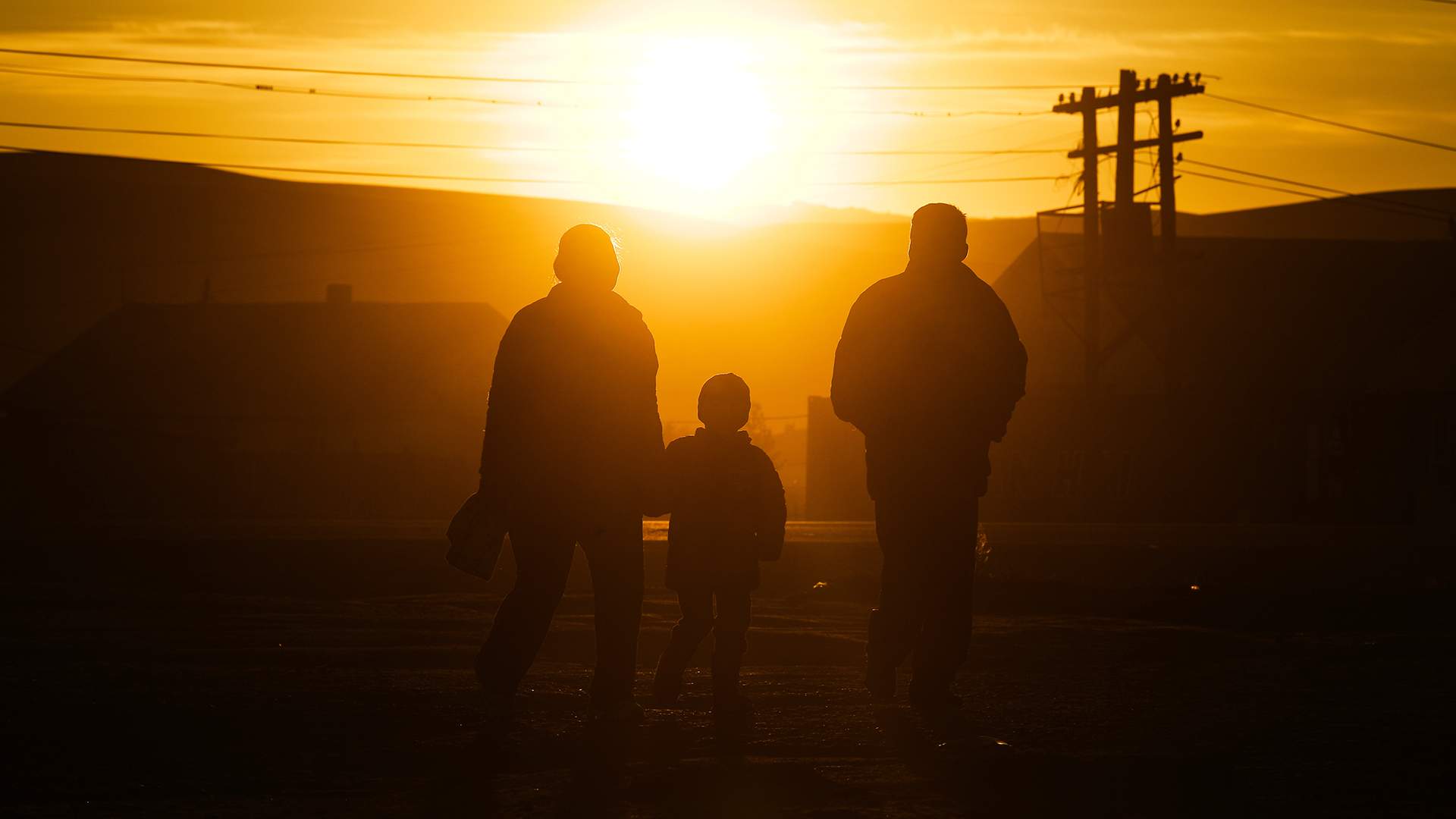 Как взыскать алименты с нерадивых родителей