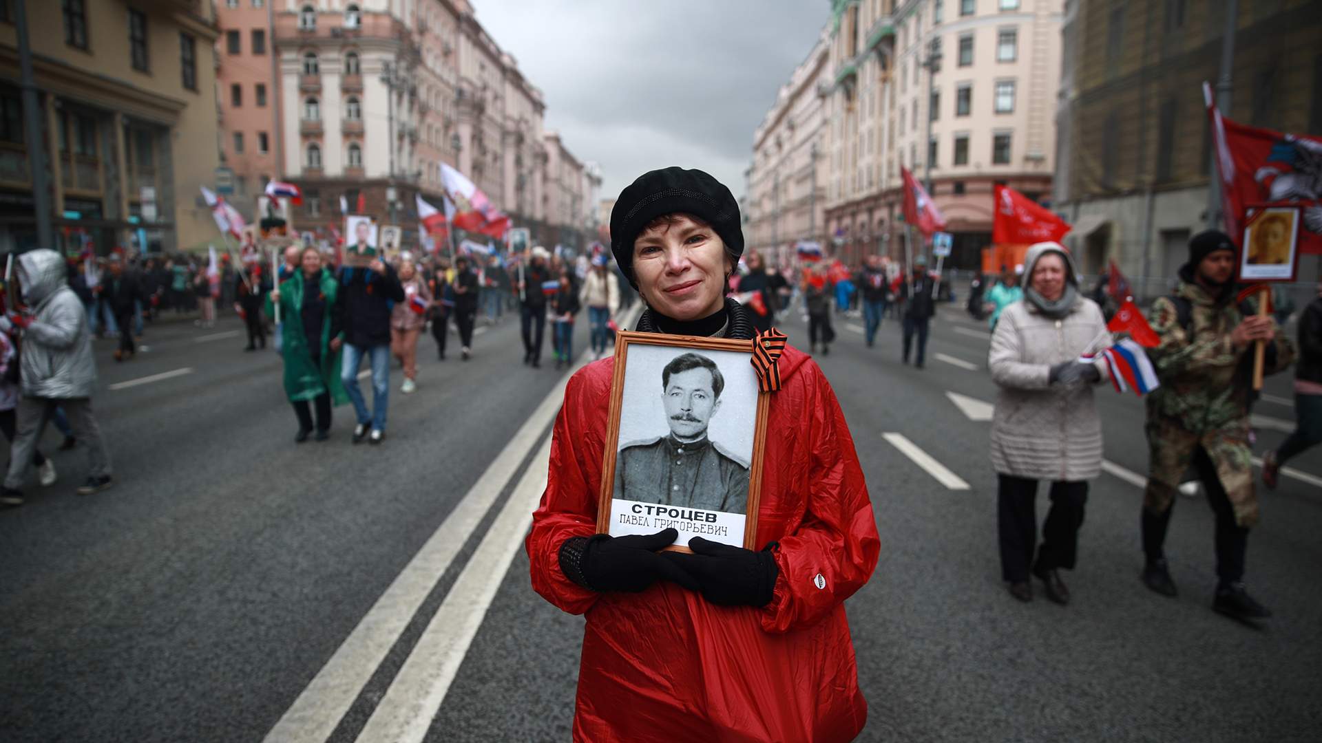 Создать фоторамку к 9 мая - онлайн конструктор фоторамки «Бессмертный полк России»