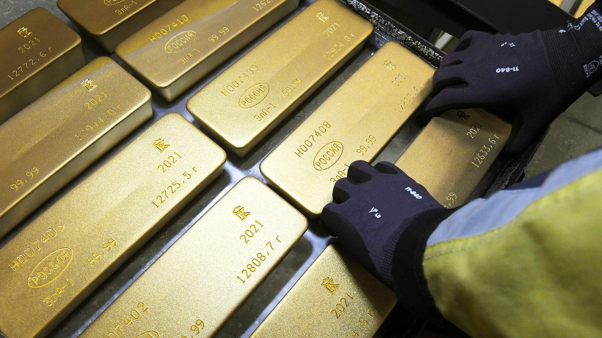 U.S. Refuses to Return China’s Gold, Beijing Responds by Selling Bonds