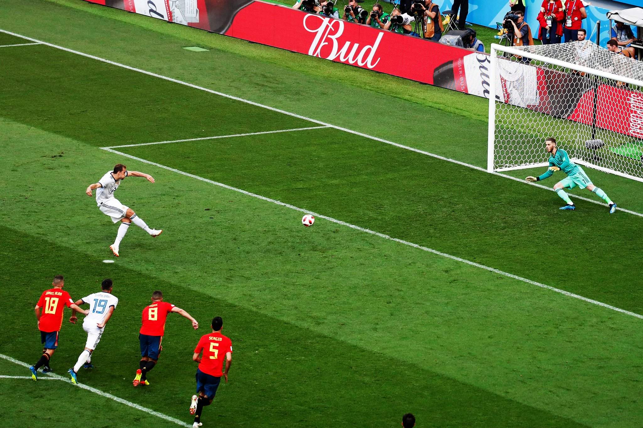 10 22. Вратаря перед пенальти. Барселона интер 1:0 неназванный пенальти. Акинфеев пенальти. 10 22.