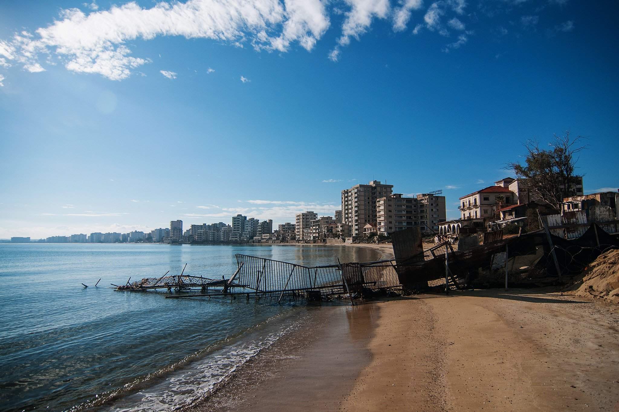 Sandy Beach Вароша