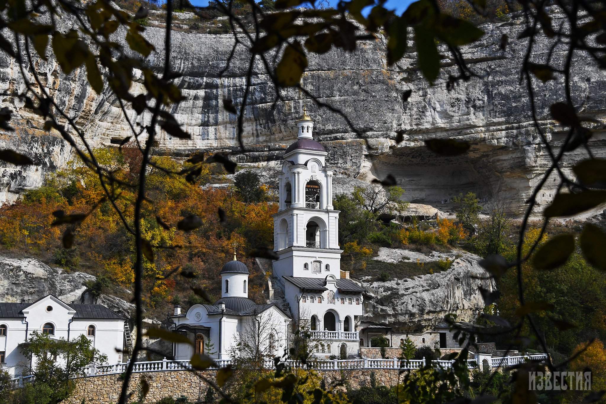 бахчисарай храм в скале