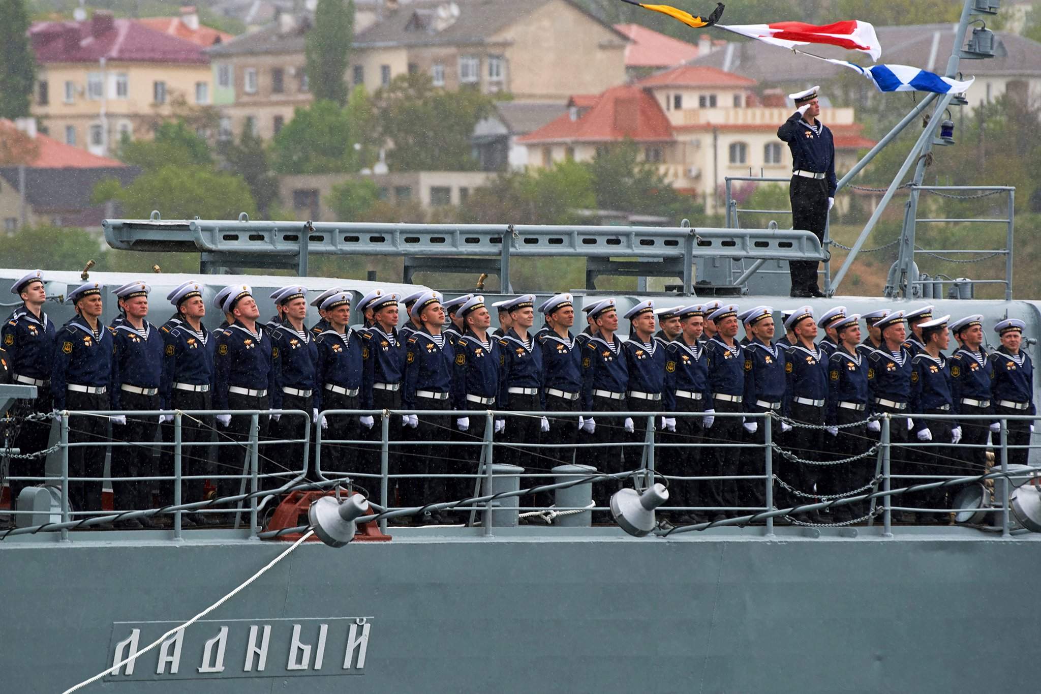 Техника безопасности: чем может гордиться Черноморский флот | Фотогалереи |  Известия