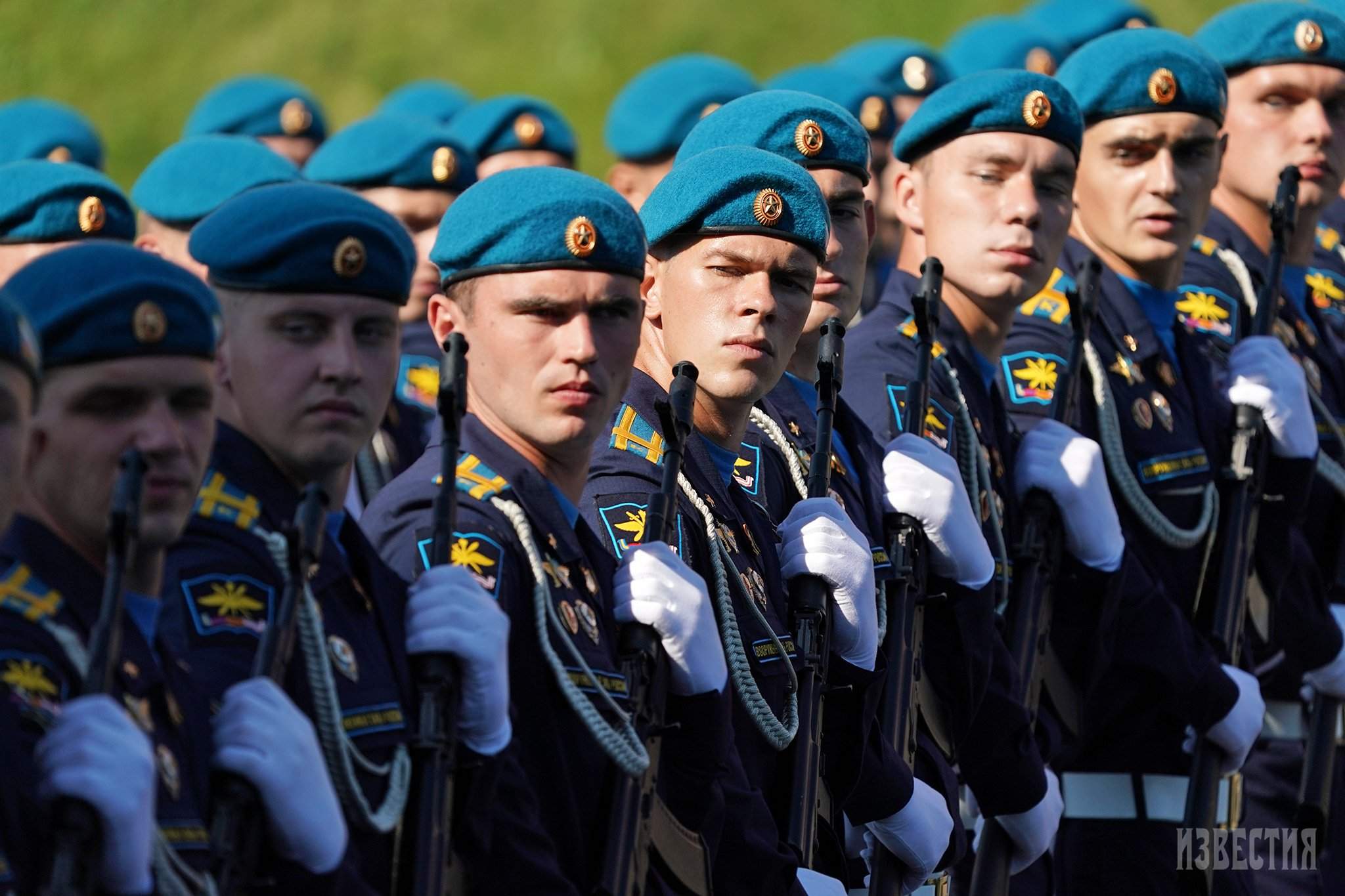 десантники на параде в москве