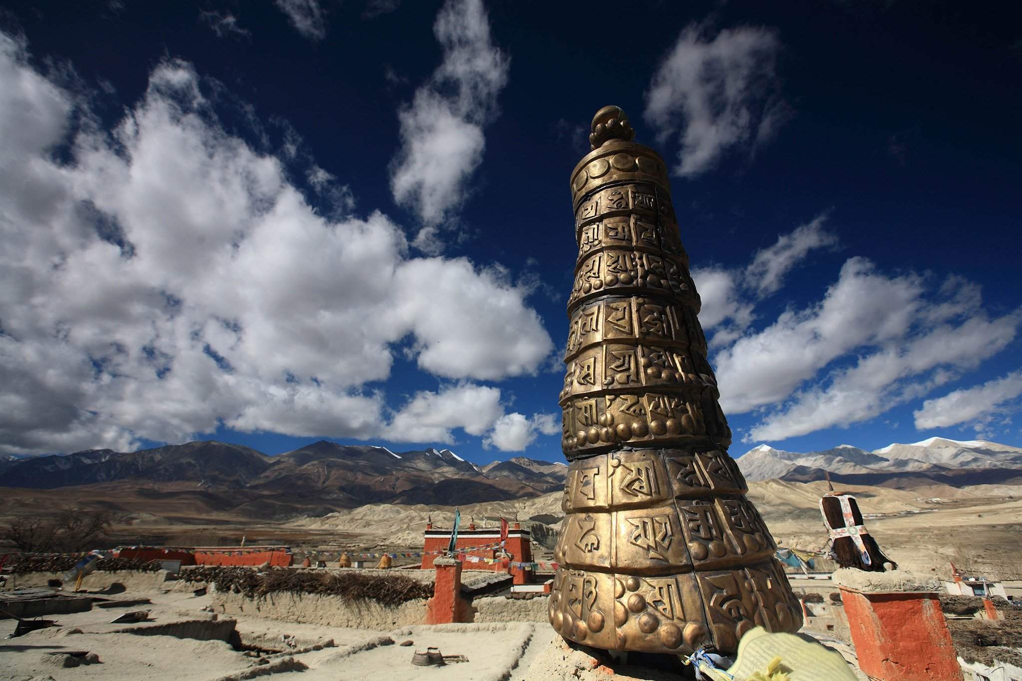 Загадочные государства. Верхний Мустанг Непал. Королевство Мустанг Тибет. Мустанг королевство в Непале. Тибет Непал королевство.