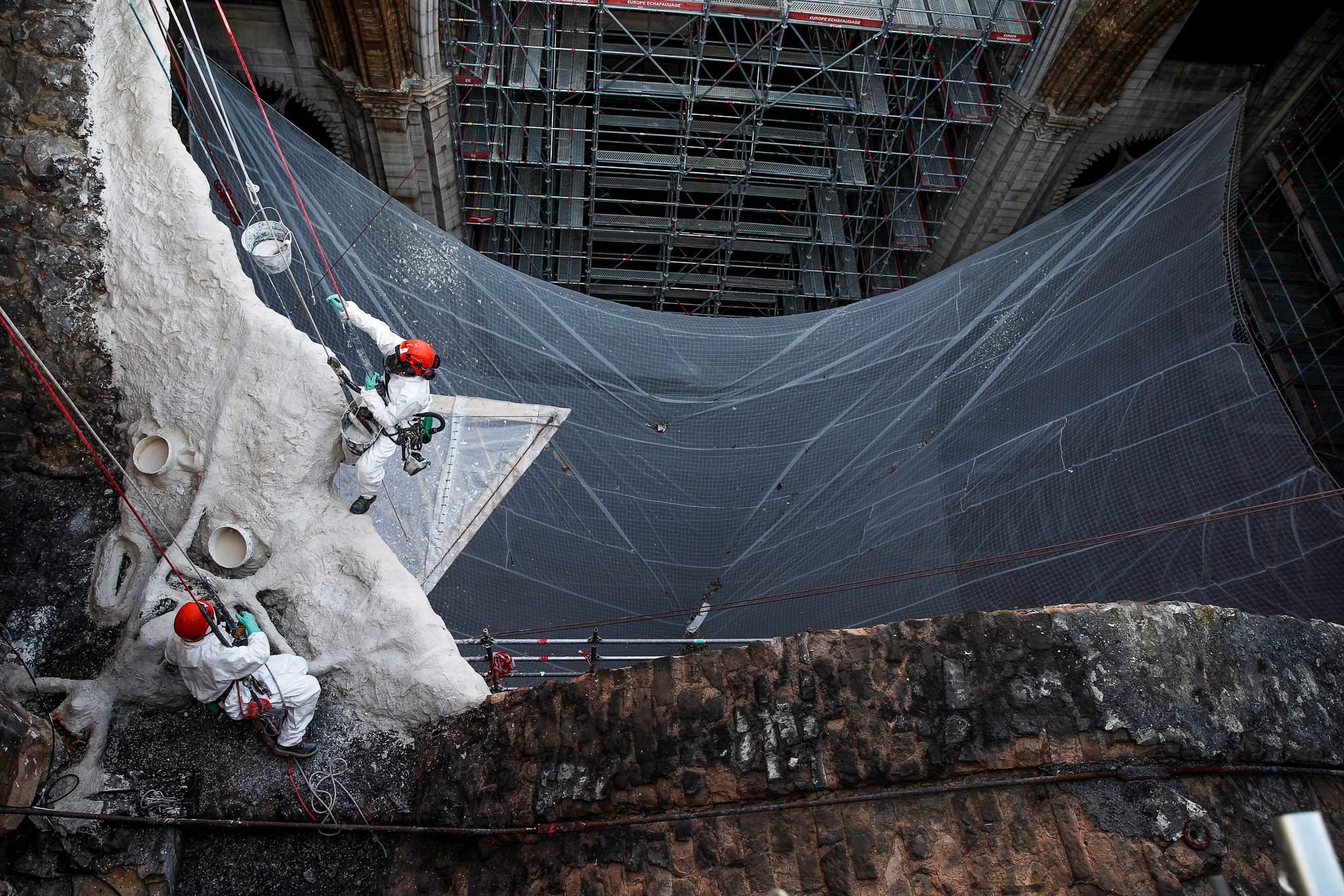 Пожар в соборе парижской богоматери 2019